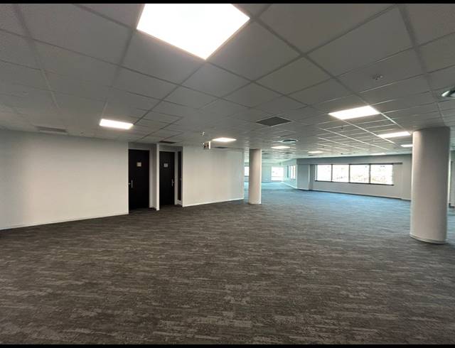 364M² OFFICE TO LET IN SANDTON CENTRAL